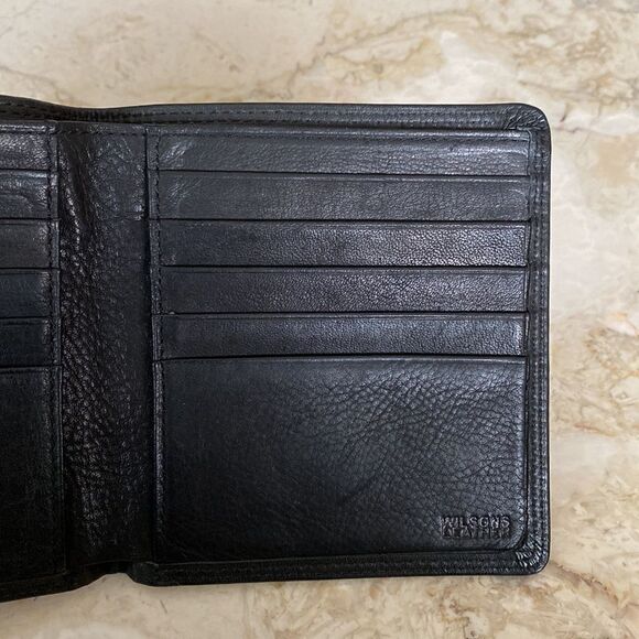 Wilsons Leather Bi-Fold Wallet - Picture 6 of 12